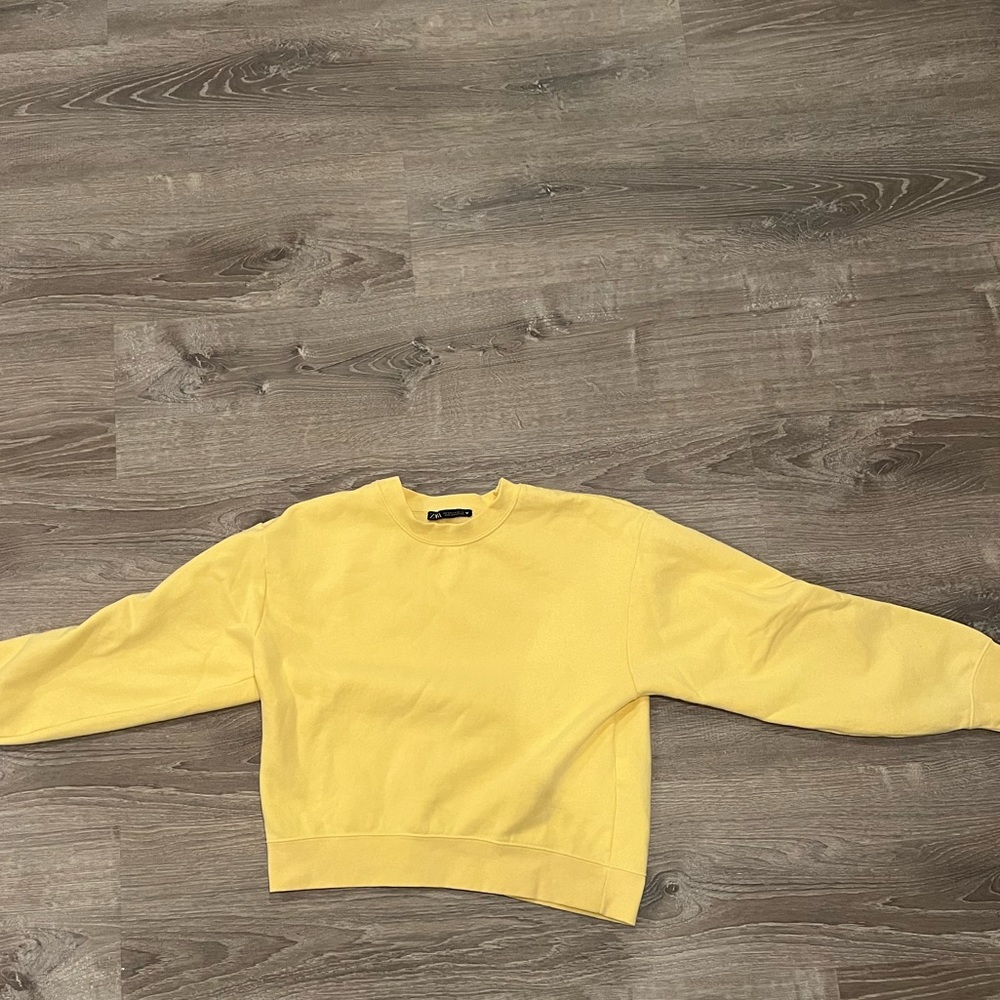 Zara Sweat Set - Picture 2 of 6